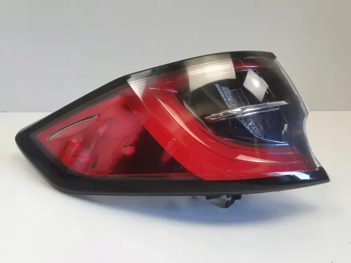 Toyota Corolla E21 KOMBI TYLNIA TYLNA LAMPA LEWA lewy tył w błotnik EUROP