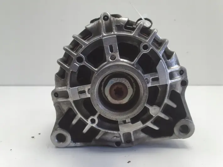 Peugeot 207 1.4 16V ALTERNATOR 9656956280 valeo