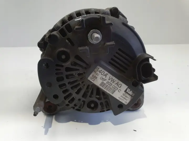 VW Golf V 2.0 SDI ALTERNATOR 06F903023C valeo 140A