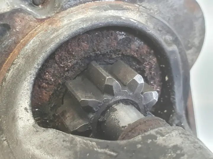 Mini One R50 R53 1.6 16V ROZRUSZNIK bosch 0001106019