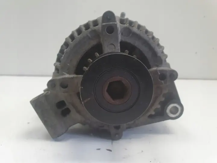 Land Rover Discovery III 2.7 TD V6 ALTERNATOR