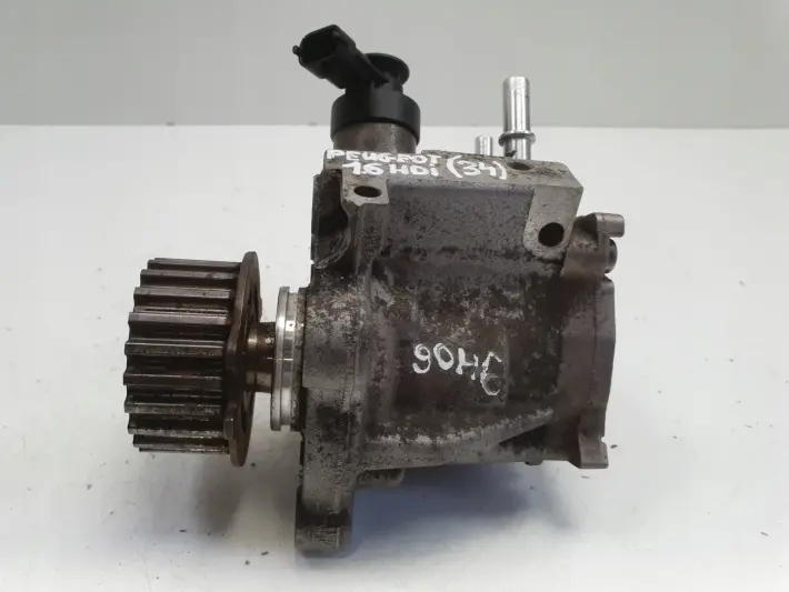 Peugeot Partner III 1.6 E-HDI HDI POMPA WTRYSKOWA 0445010516