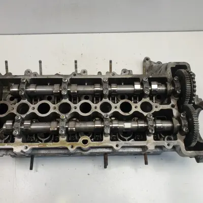 BMW E90 E91 2.0 D GŁOWICA CYLINDRÓW 7787521