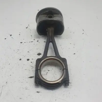 Opel Corsa C 1.0 12V TŁOK KORBOWÓD Z10XE