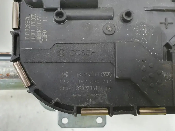 Volvo S90 V90 II MECHANIZM PRZENICH WYCIERACZEK Silniczek przód 3397021717