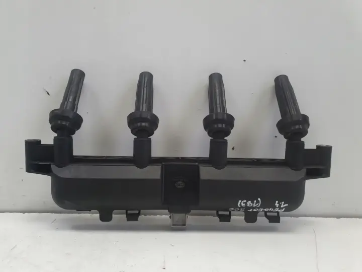Peugeot 206 306 406 1.4 8V CEWKA ZAPŁONOWA 5DA193175-441 HELLA