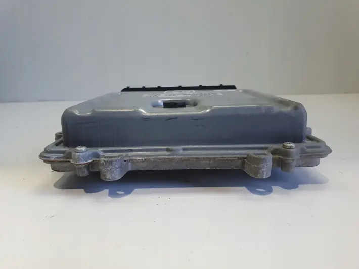 Volvo V40 II 2.0 D3 STEROWNIK SILNIKA komputer 31336983 0281018414