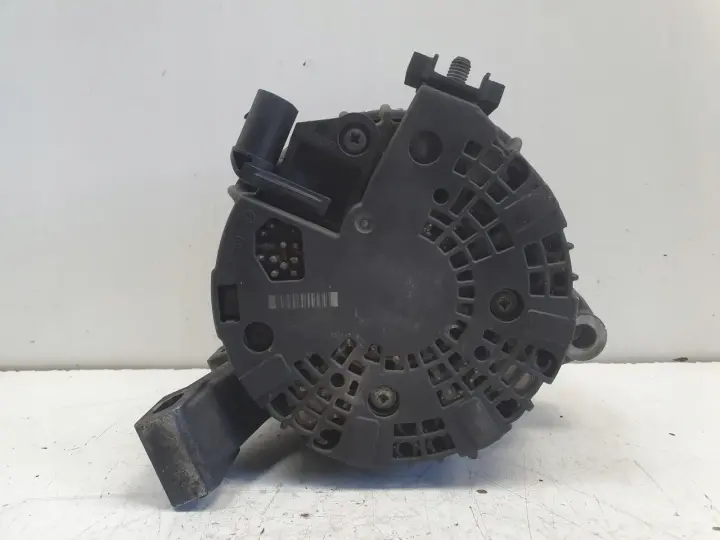 Volvo XC90 2.4 D5 ALTERNATOR 30659131 0125811005 180A