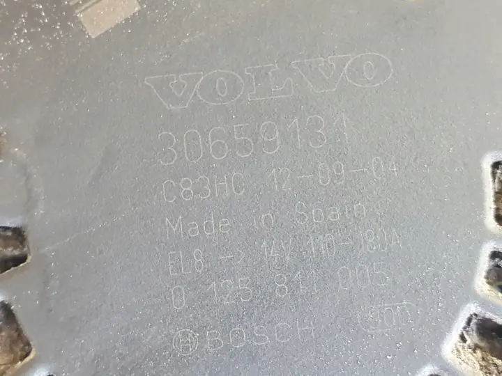 Volvo V70 III 2.0 D3 ALTERNATOR bosch 30659131