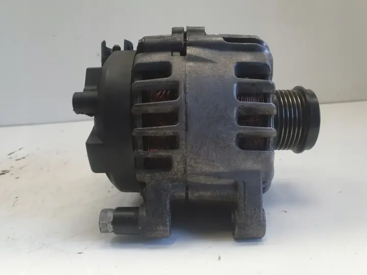 Ford Fiesta VII MK7 1.6 TDCI ALTERNATOR AV6N-10300-GB