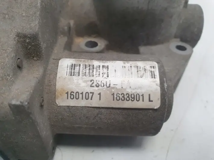 Ford Focus MK2 II 1.6 16V PRZEPUSTNICA VP4F9U-9E928-BA