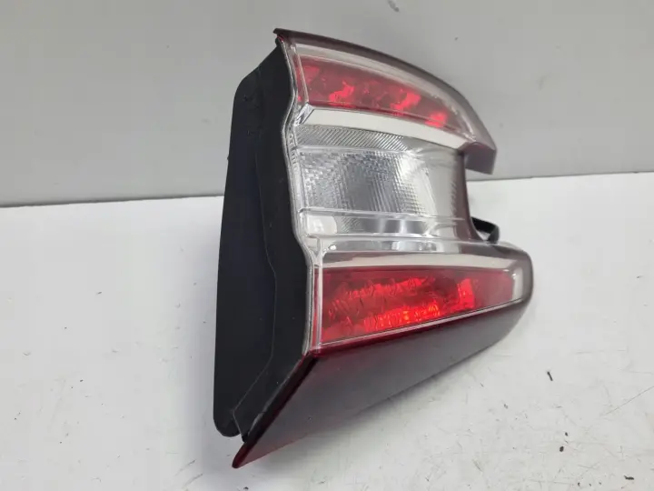 Renault Megane III kombi TYLNA LAMPA PRAWA prawy tył W KLAPE 265500027R
