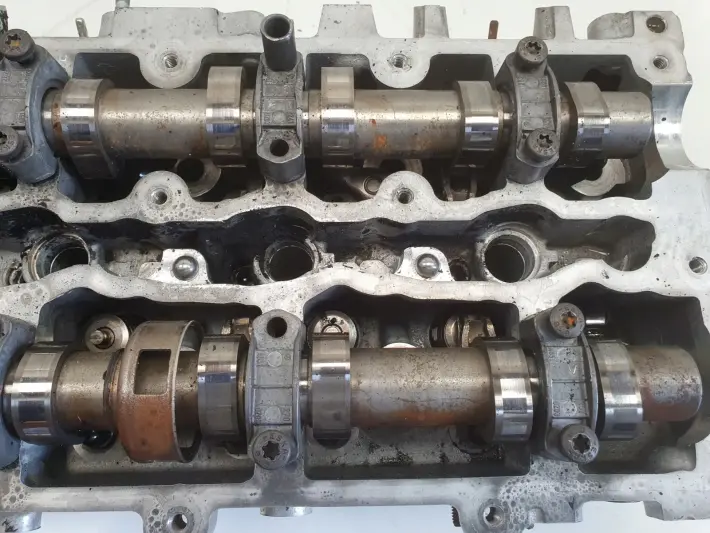 Mercedes W212 2.2 CDI GŁOWICA CYLINDRÓW wałki R651016