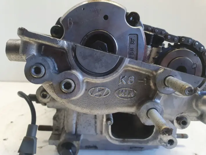 Kia Carens II 2.0 16V GŁOWICA CYLINDRÓW CVVT