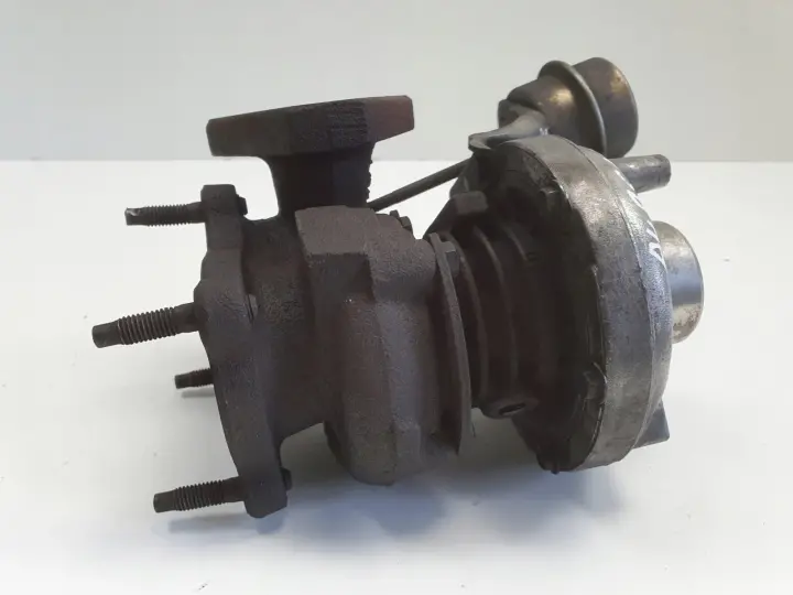 Audi A4 B5 1.9 TDI TURBOSPRĘŻARKA turbo 028145702