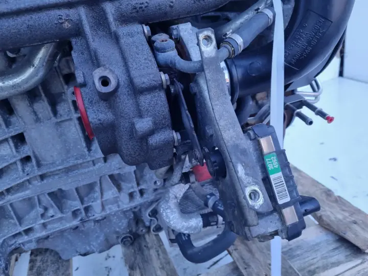 SILNIK KOMPLET Volvo XC70 III 2.4 D5 185KM z łapą D5244T D5244T4