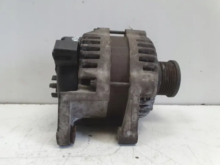 Opel Insignia 1.8 16V ALTERNATOR 13579666 100A