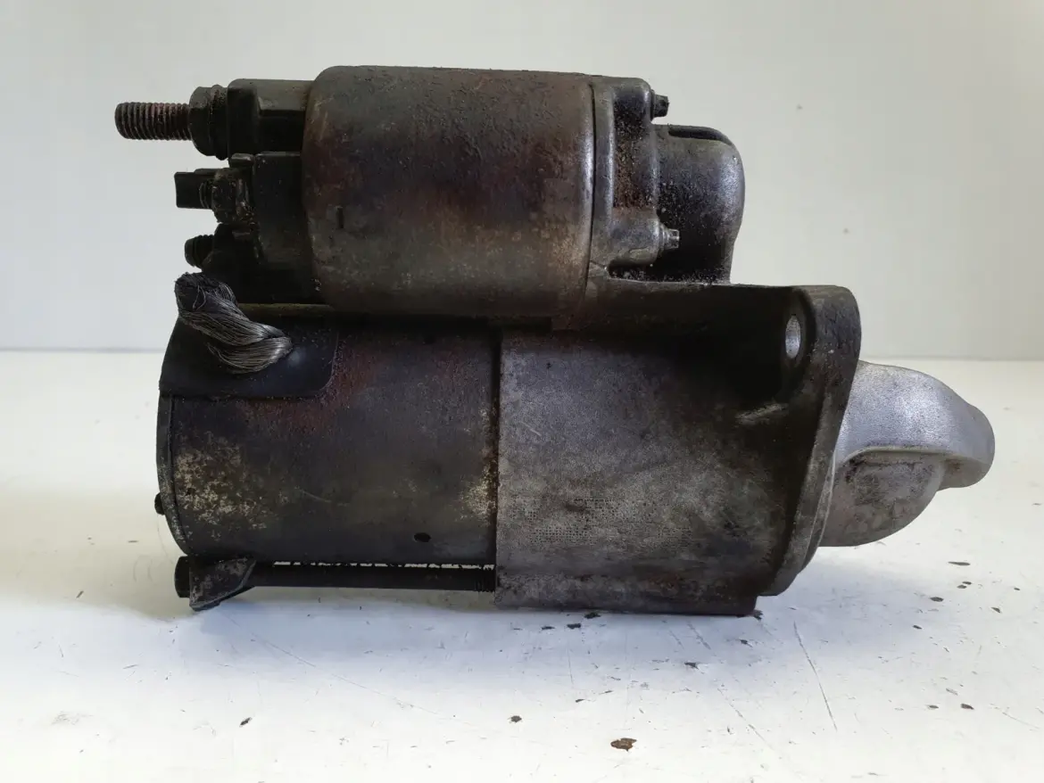 Opel Vectra C lift 1.8 16V ROZRUSZNIK 55556092