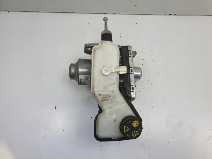 Volvo XC60 II POMPA ABS hamulcowa SERWO 32333637