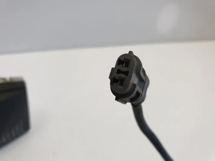 ISUZU NQR NPR NKR PRZEDNI HALOGEN prawy przód