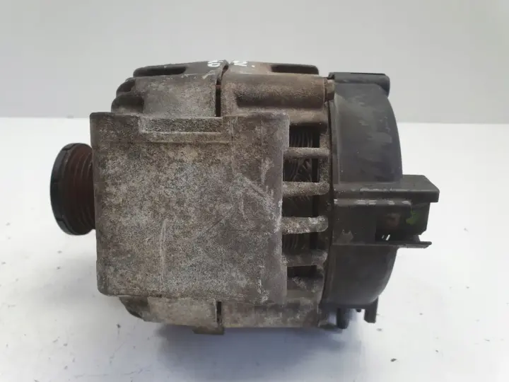 Mercedes Vito W639 2.2 CDI ALTERNATOR A0131546802 180A