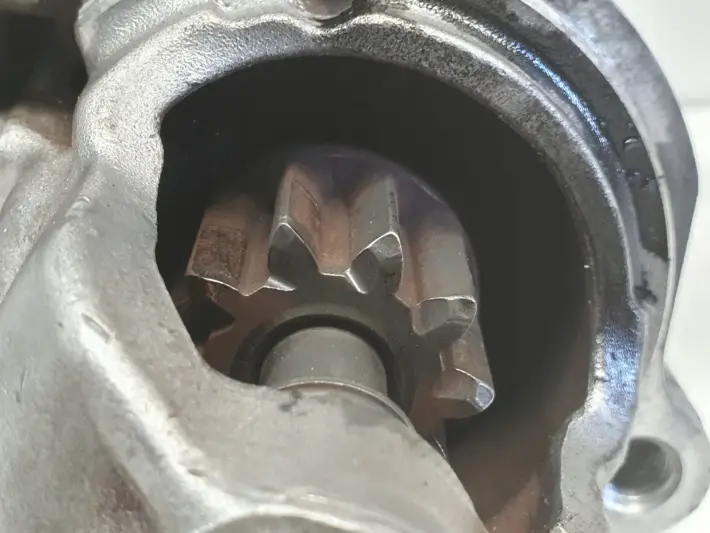 Audi A6 C6 2.7 TDI ROZRUSZNIK 059911024G bosch