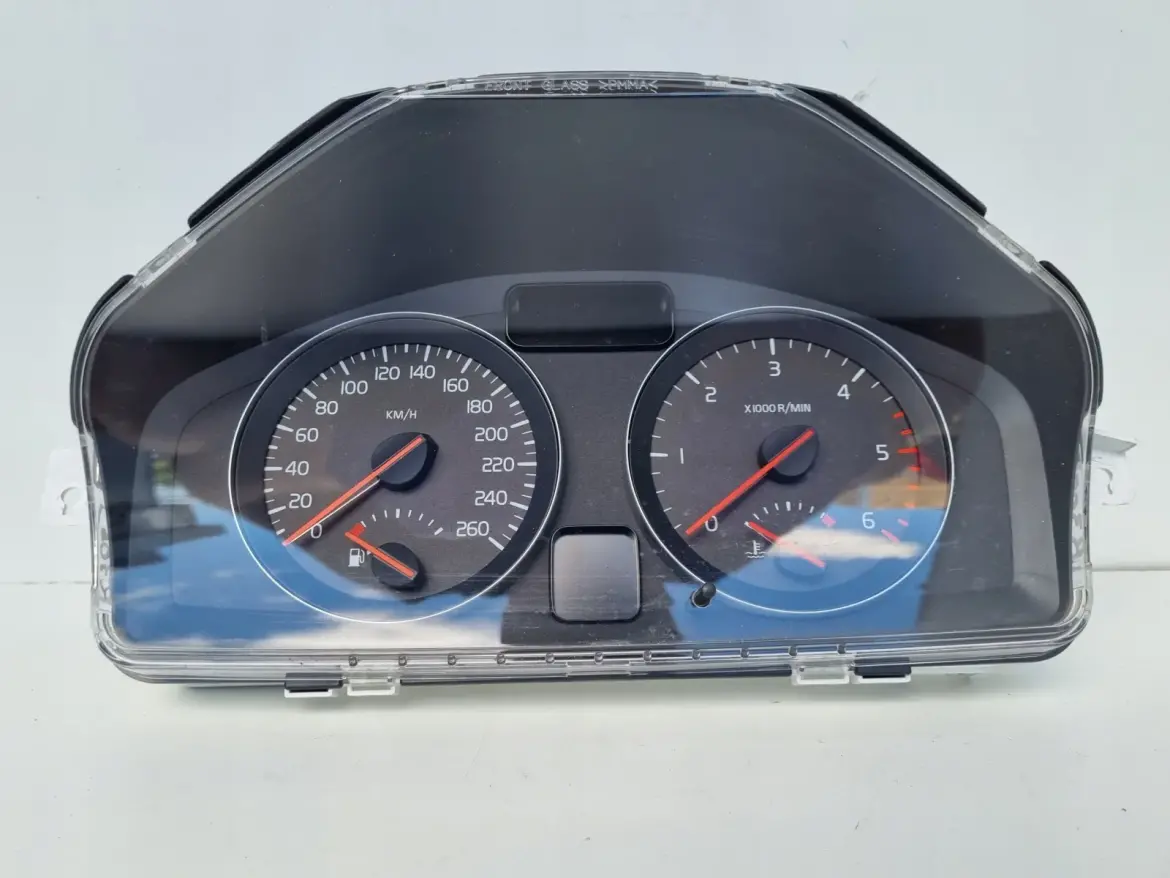 Volvo V50 S40 II 1.6 D LICZNIK ZEGARY Europa 31296228 36002714