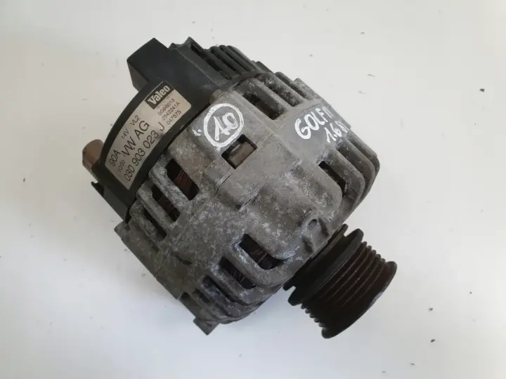 VW Golf IV 1.6 8V ALTERNATOR valeo 030903023J