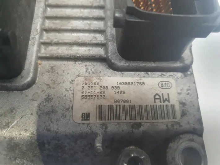 Opel Corsa D 1.0 12V STEROWNIK SILNIKA komputer 0261208939 AW