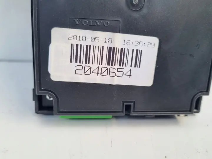 Volvo S80 II V70 III WYŚWIETLACZ RADIA Ekran