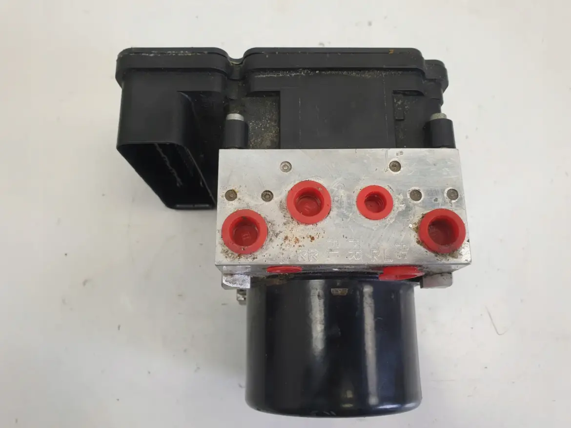 Volvo V70 III S80 II POMPA ABS Sterownik 31329139