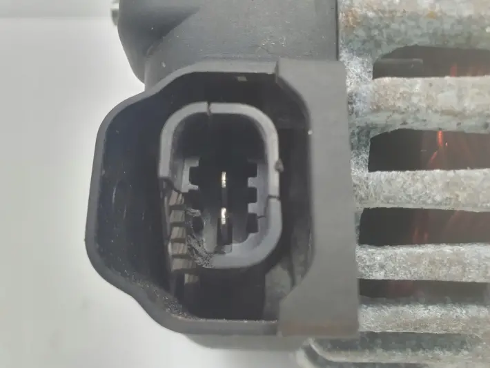 Opel Astra IV J 1.7 CDTI ALTERNATOR 100A 13500186