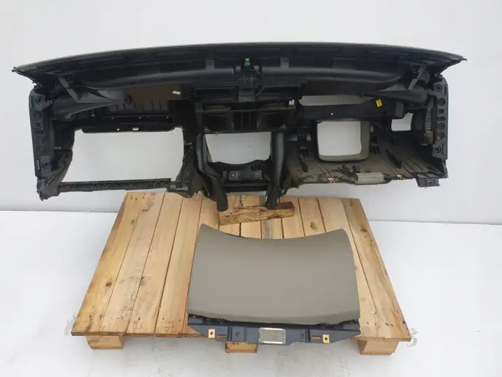 Volvo XC70 II DESKA ROZDZIELCZA KONSOLA SCHOWEK kokpit