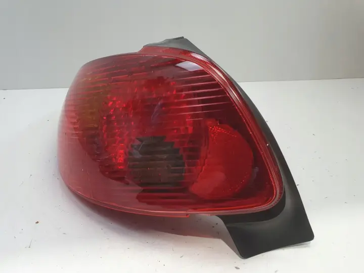 Peugeot 206 lift 03-09r TYLNA LAMPA LEWA lewy tył kierowcy