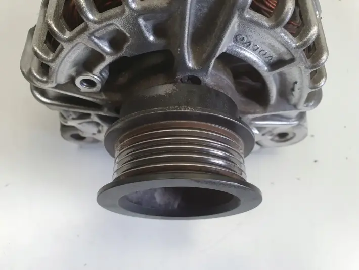 Volvo S60 II V60 2.0 D3 D4 ALTERNATOR 30659580 0125812009