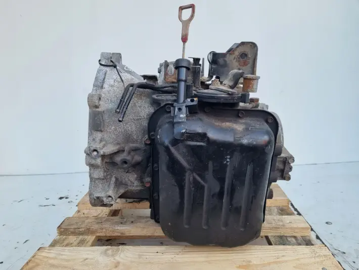 Hyundai Trajet 2.7 V6 AUTOMATYCZNA SKRZYNIA BIEGÓW automat 4x4 NAD
