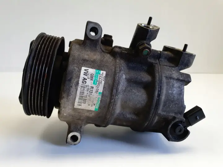 VW Passat B6 2.0 TDI SPRĘŻARKA KLIMATYZACJI 5N0820803