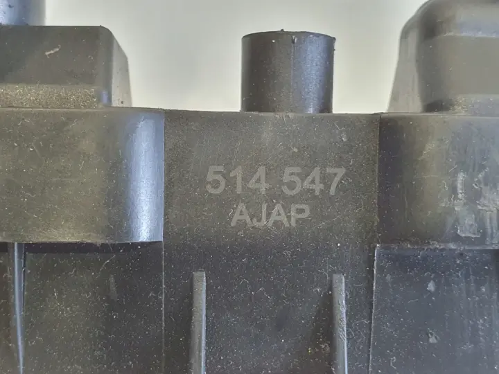 Opel Corsa B 1.0 12V CEWKA ZAPŁONOWA 514547