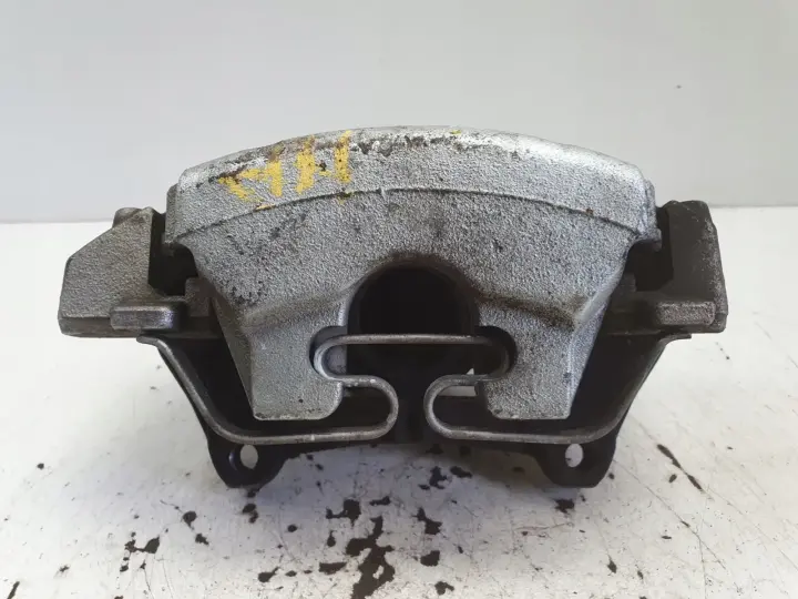 Volvo S90 XC60 II PRZEDNI ZACISK HAMULCOWY prawy przód PASAŻERA 31665741