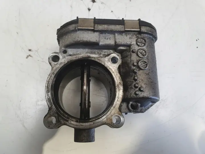 Volvo S60 II V60 2.0 D D3 PRZEPUSTNICA 31216665 bosch 0280750520
