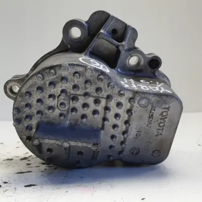 Toyota Yaris III 1.5 H HYBRID ELEKTRYCZNA POMPA WODY