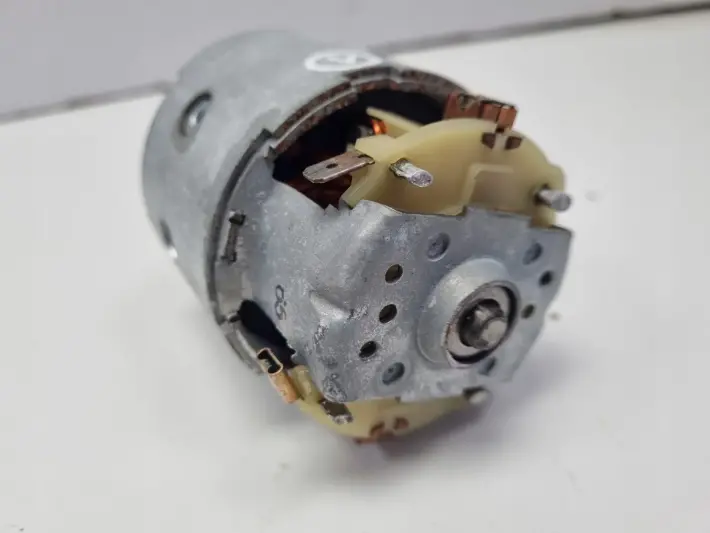 Audi A4 B6 A6 C5 VW Passat B5 WENTYLATOR OGRZEWANIA silniczek 0130111189