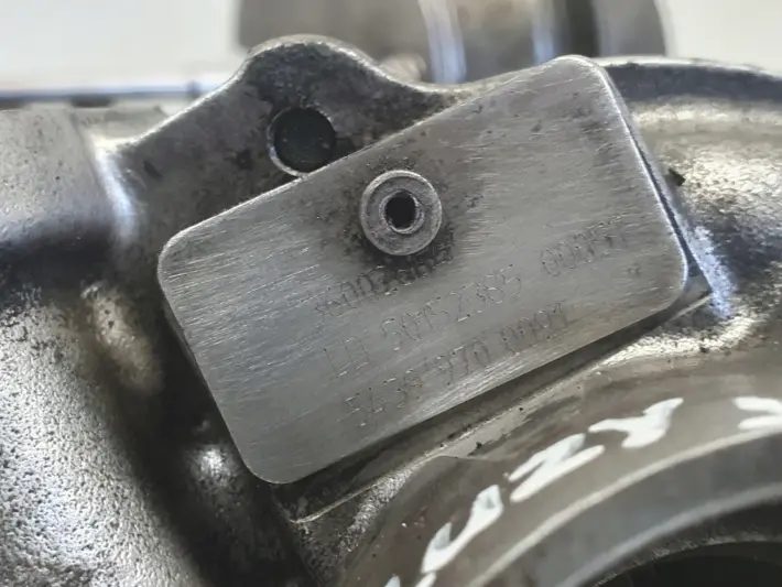 Volvo V60 XC60 S80 2.4 D5 TURBOSPRĘŻARKA turbo 36002757 36002640 31293086