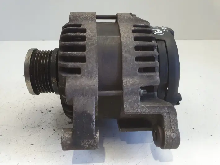 Opel Meriva B 1.4 T Turbo ALTERNATOR 13500582