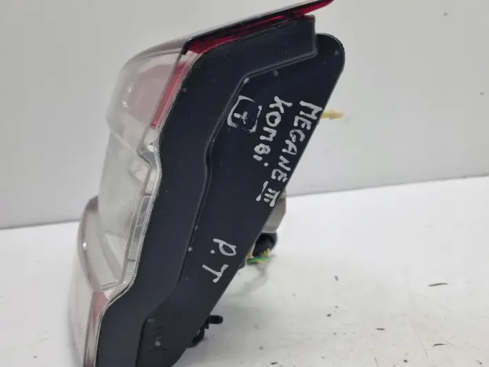Renault Megane III kombi TYLNA LAMPA PRAWA prawy tył W KLAPE 265500027R