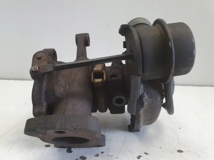 Peugeot 406 2.0 HDI TURBOSPRĘŻARKA turbo 9622526980