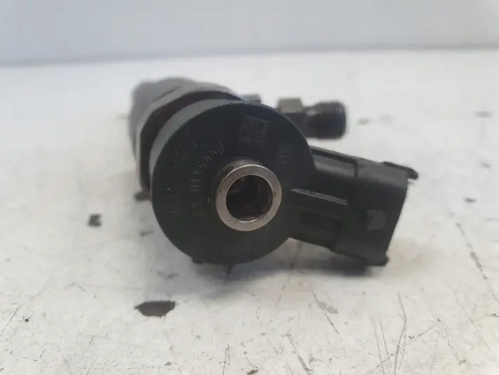 Citroen C3 1.4 HDI WTRYSKIWACZ wtrysk 0445110135