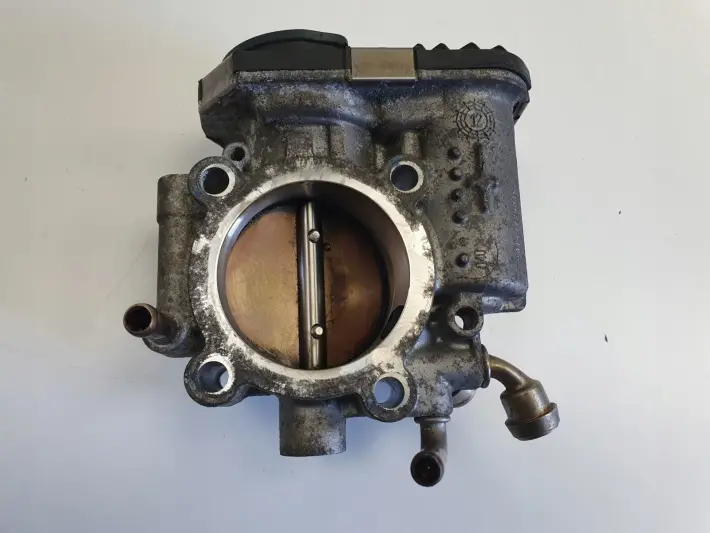 Opel Astra IV J 1.6 16V PRZEPUSTNICA 55561495