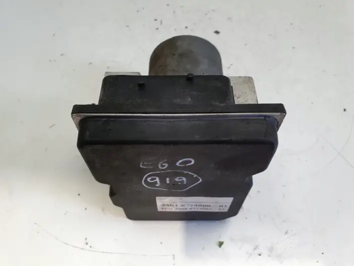 BMW E60 E61 2.5 3.0 D POMPA ABS hamulcowa 6774000