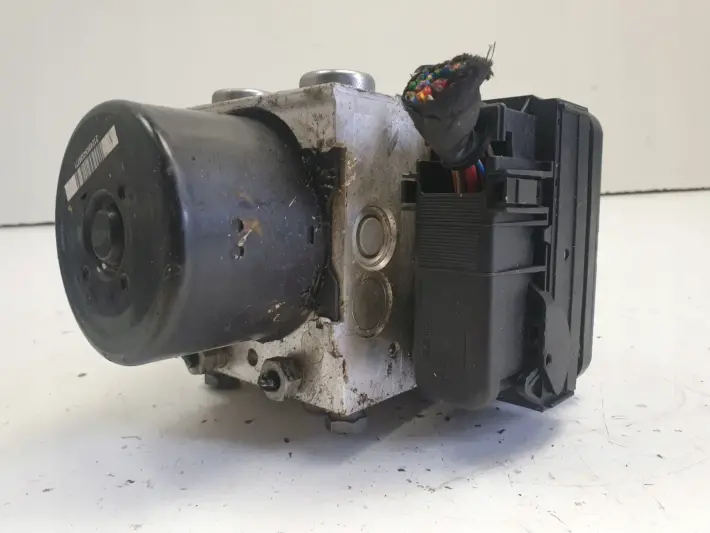 Volvo V70 III XC70 II POMPA ABS Sterownik 31261142